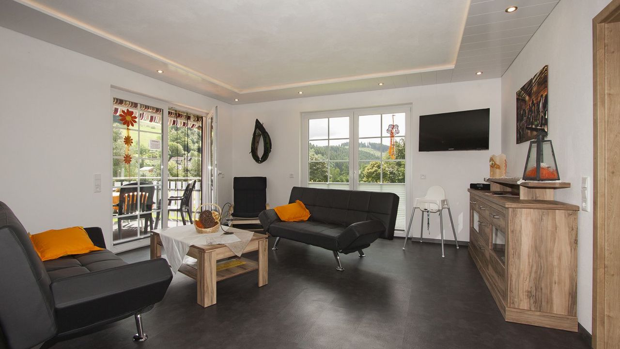 Gerwenshof, Familie Schmidt - Ferienwohnung Sattelkammer - Niedersorpe Schmallenberger Sauerland Gerwenshof, Familie Schmidt - Ferienwohnung Sattelkammer - Niedersorpe Schmallenberger Sauerland
